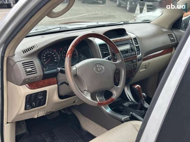 Тойота Ленд Крузер Прадо, объемом двигателя 0 л и пробегом 231 тыс. км за 13690 $, фото 15 на Automoto.ua