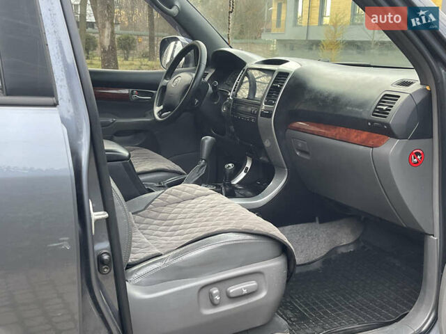 Тойота Ленд Крузер Прадо, объемом двигателя 4 л и пробегом 305 тыс. км за 16500 $, фото 15 на Automoto.ua