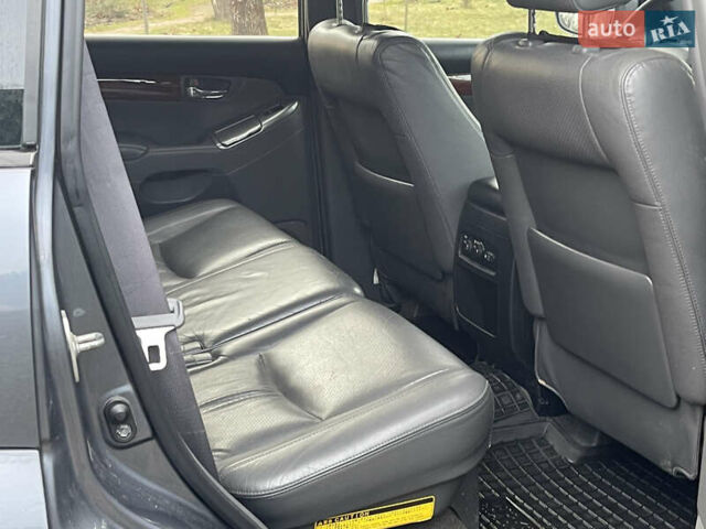 Тойота Ленд Крузер Прадо, объемом двигателя 4 л и пробегом 305 тыс. км за 16500 $, фото 17 на Automoto.ua