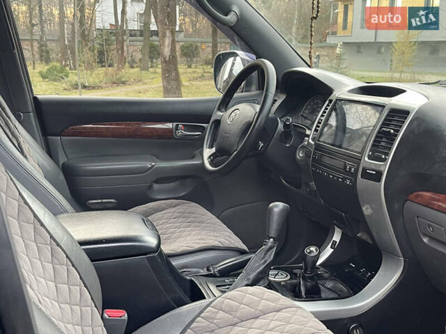 Тойота Ленд Крузер Прадо, объемом двигателя 4 л и пробегом 305 тыс. км за 16500 $, фото 14 на Automoto.ua