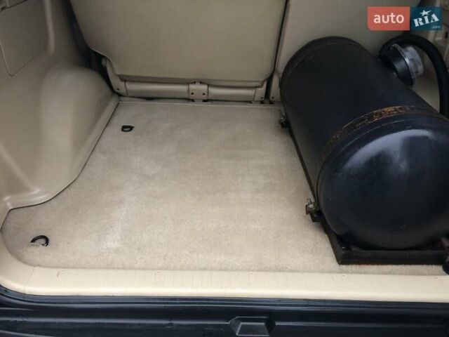 Тойота Ленд Крузер Прадо, объемом двигателя 3.96 л и пробегом 190 тыс. км за 17900 $, фото 14 на Automoto.ua