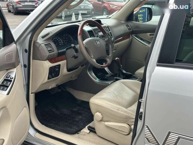 Тойота Ленд Крузер Прадо, объемом двигателя 0 л и пробегом 231 тыс. км за 13690 $, фото 14 на Automoto.ua