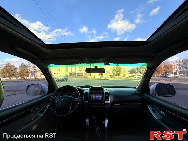 Тойота Ленд Крузер Прадо, объемом двигателя 4 л и пробегом 299 тыс. км за 12999 $, фото 12 на Automoto.ua