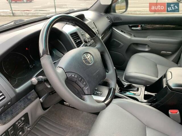 Тойота Ленд Крузер Прадо, объемом двигателя 4 л и пробегом 272 тыс. км за 16200 $, фото 12 на Automoto.ua