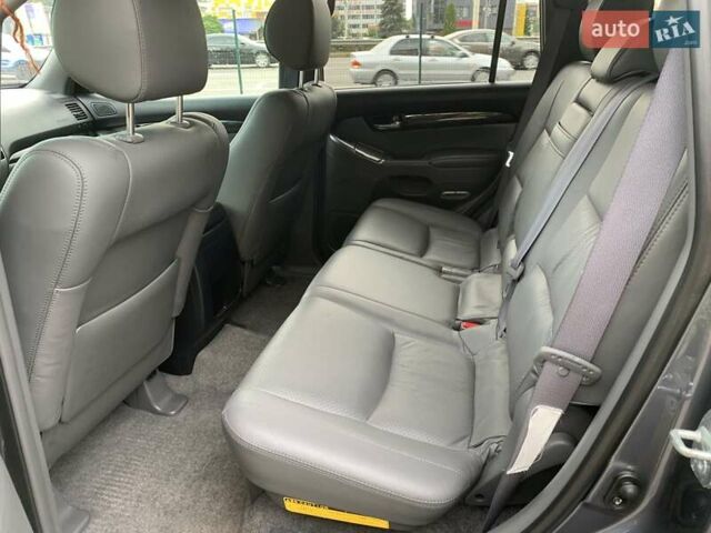 Тойота Ленд Крузер Прадо, объемом двигателя 4 л и пробегом 272 тыс. км за 16200 $, фото 16 на Automoto.ua