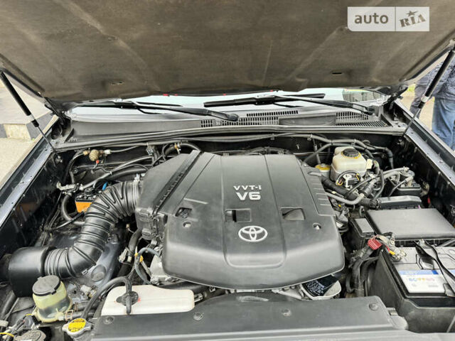 Тойота Ленд Крузер Прадо, объемом двигателя 4 л и пробегом 154 тыс. км за 20000 $, фото 6 на Automoto.ua