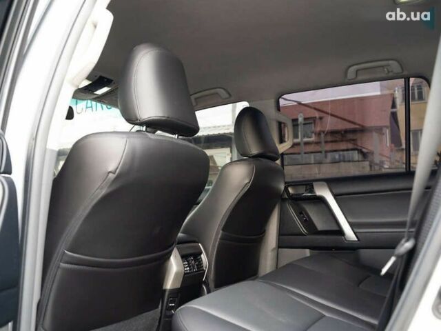 Тойота Ленд Крузер Прадо, объемом двигателя 0 л и пробегом 232 тыс. км за 22900 $, фото 29 на Automoto.ua