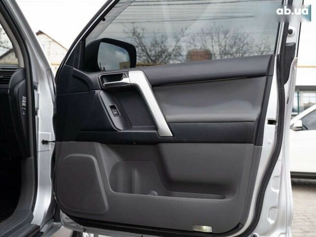 Тойота Ленд Крузер Прадо, объемом двигателя 0 л и пробегом 232 тыс. км за 22900 $, фото 27 на Automoto.ua