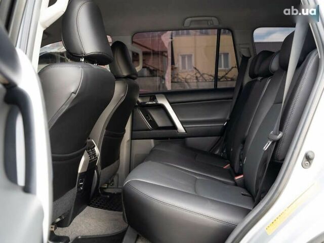 Тойота Ленд Крузер Прадо, объемом двигателя 0 л и пробегом 232 тыс. км за 22900 $, фото 28 на Automoto.ua