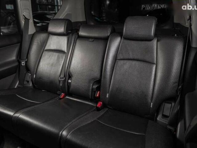 Тойота Ленд Крузер Прадо, объемом двигателя 0 л и пробегом 200 тыс. км за 22900 $, фото 2 на Automoto.ua