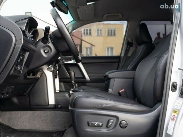 Тойота Ленд Крузер Прадо, объемом двигателя 0 л и пробегом 232 тыс. км за 22900 $, фото 17 на Automoto.ua