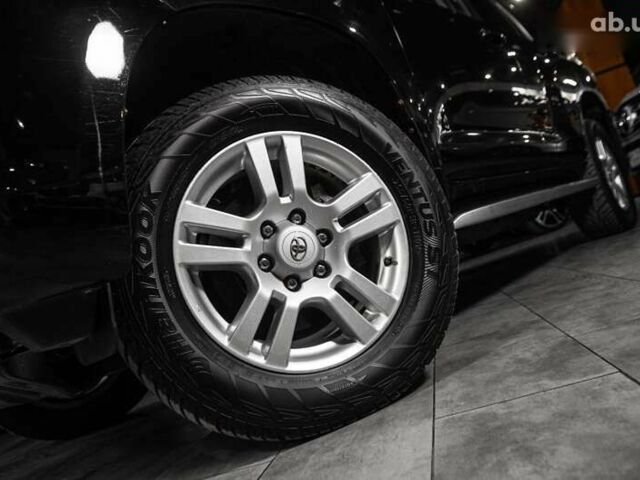 Тойота Ленд Крузер Прадо, объемом двигателя 0 л и пробегом 200 тыс. км за 22900 $, фото 18 на Automoto.ua