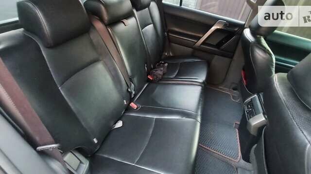 Тойота Ленд Крузер Прадо, объемом двигателя 2.69 л и пробегом 164 тыс. км за 21500 $, фото 13 на Automoto.ua