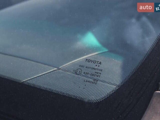 Тойота Ленд Крузер Прадо, объемом двигателя 2.98 л и пробегом 270 тыс. км за 23300 $, фото 19 на Automoto.ua