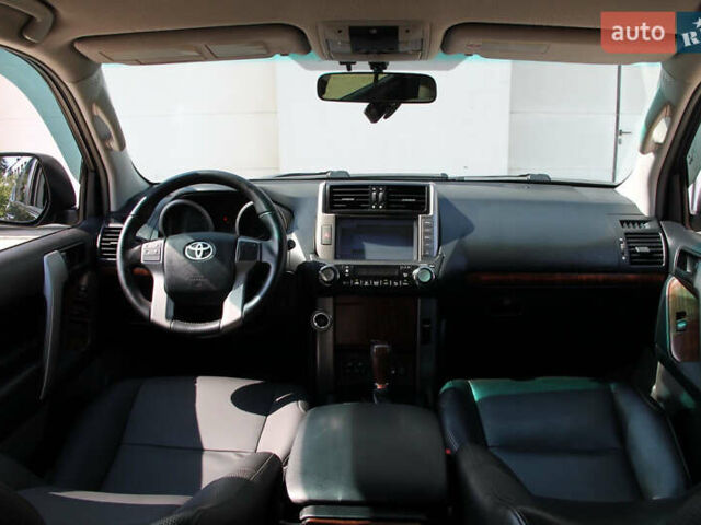 Тойота Ленд Крузер Прадо, объемом двигателя 2.98 л и пробегом 270 тыс. км за 23300 $, фото 13 на Automoto.ua