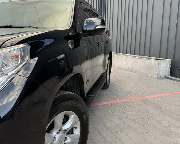 Тойота Ленд Крузер Прадо, об'ємом двигуна 4 л та пробігом 253 тис. км за 25800 $, фото 2 на Automoto.ua