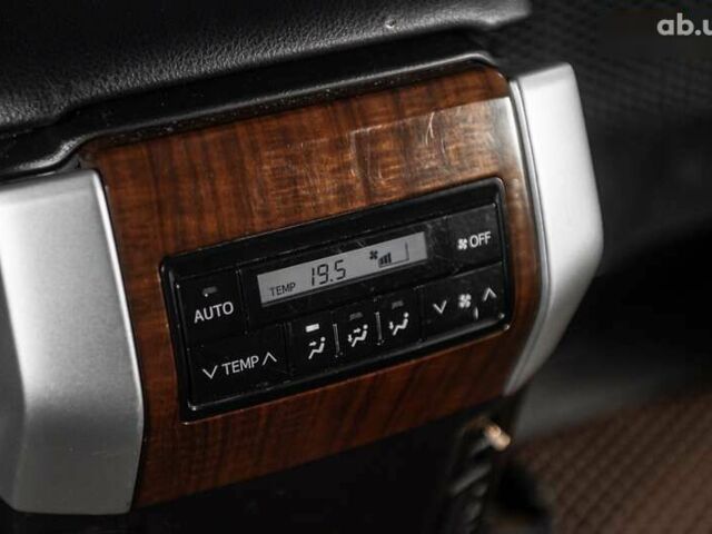 Тойота Ленд Крузер Прадо, объемом двигателя 3 л и пробегом 188 тыс. км за 28900 $, фото 16 на Automoto.ua