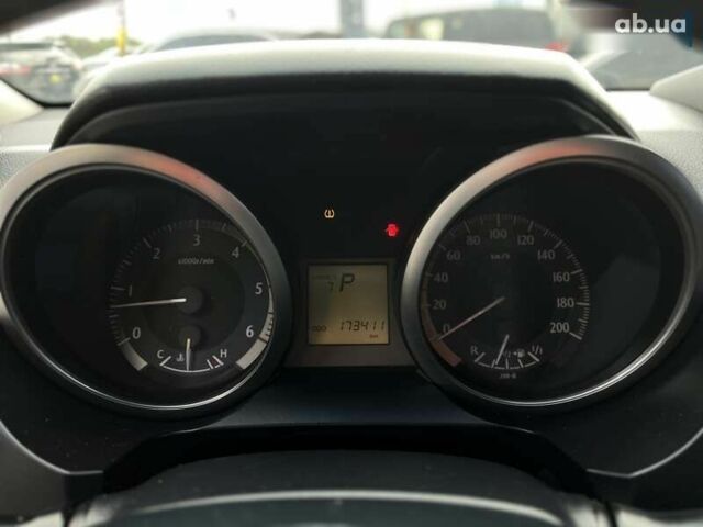 Тойота Ленд Крузер Прадо 2014 в Мукачево на Automoto.ua Тойота Ленд Крузер Прадо, объемом двигателя 3 л и пробегом 173 тыс. км за 31150 $, фото 12 на Automoto.ua