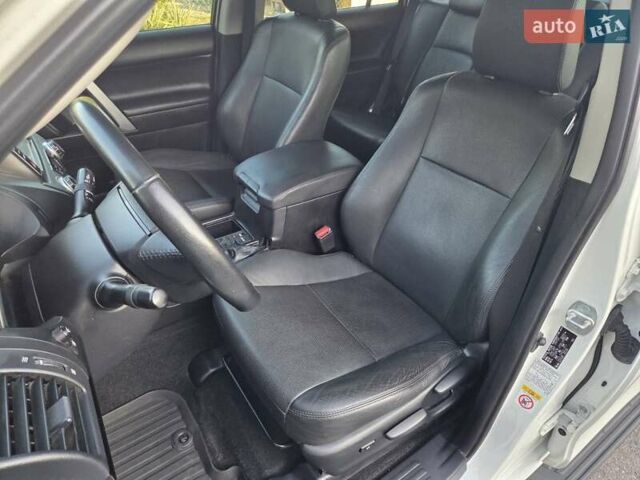 Тойота Ленд Крузер Прадо, об'ємом двигуна 2.7 л та пробігом 118 тис. км за 24999 $, фото 12 на Automoto.ua