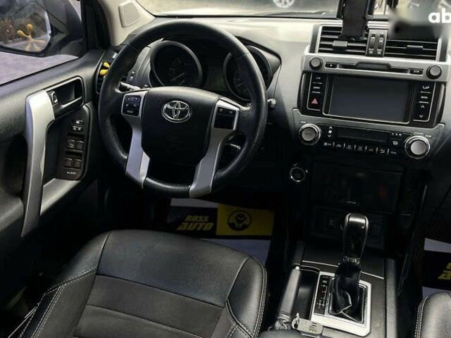 Тойота Ленд Крузер Прадо 2014 в Мукачево на Automoto.ua Тойота Ленд Крузер Прадо, объемом двигателя 3 л и пробегом 173 тыс. км за 31150 $, фото 9 на Automoto.ua