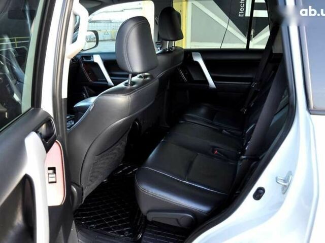 Тойота Ленд Крузер Прадо, объемом двигателя 0 л и пробегом 145 тыс. км за 25500 $, фото 22 на Automoto.ua