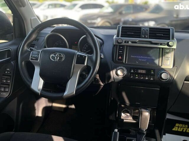 Тойота Ленд Крузер Прадо, объемом двигателя 2.7 л и пробегом 134 тыс. км за 29300 $, фото 11 на Automoto.ua