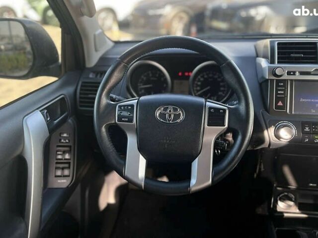Тойота Ленд Крузер Прадо, объемом двигателя 2.7 л и пробегом 134 тыс. км за 29300 $, фото 12 на Automoto.ua