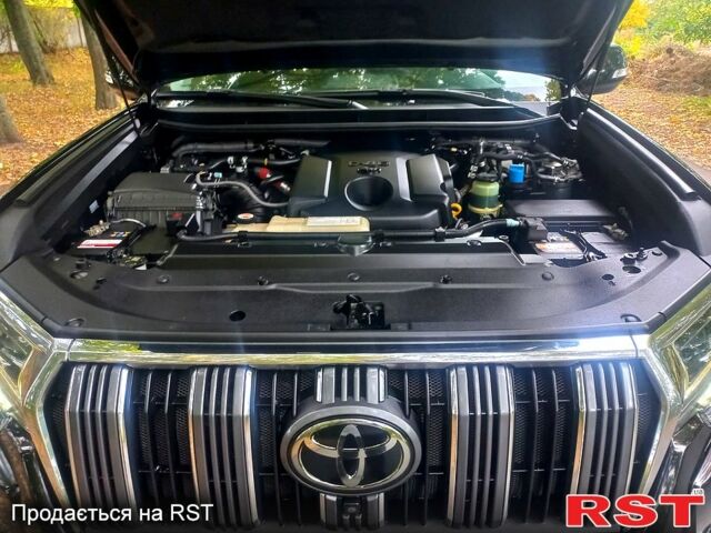 Тойота Ленд Крузер Прадо, об'ємом двигуна 2.8 л та пробігом 90 тис. км за 40500 $, фото 5 на Automoto.ua