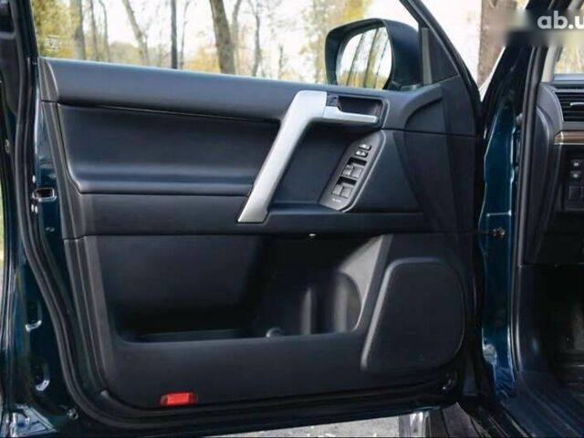 Тойота Ленд Крузер Прадо, объемом двигателя 2.8 л и пробегом 264 тыс. км за 37900 $, фото 19 на Automoto.ua