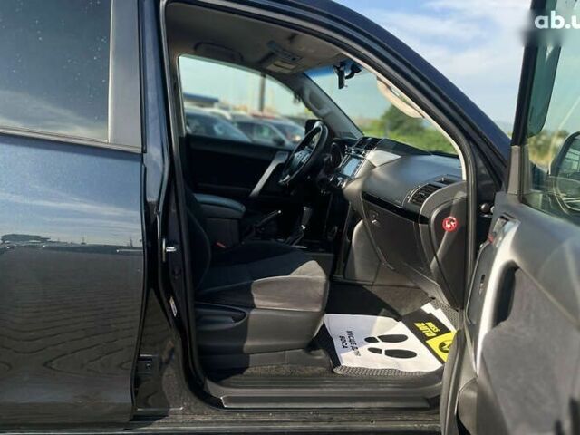 Тойота Ленд Крузер Прадо, объемом двигателя 2.7 л и пробегом 134 тыс. км за 29300 $, фото 23 на Automoto.ua