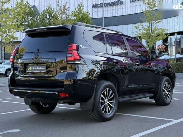 Тойота Ленд Крузер Прадо 2018 в Киеве на Automoto.ua Тойота Ленд Крузер Прадо, объемом двигателя 2.8 л и пробегом 190 тыс. км за 35999 $, фото 15 на Automoto.ua