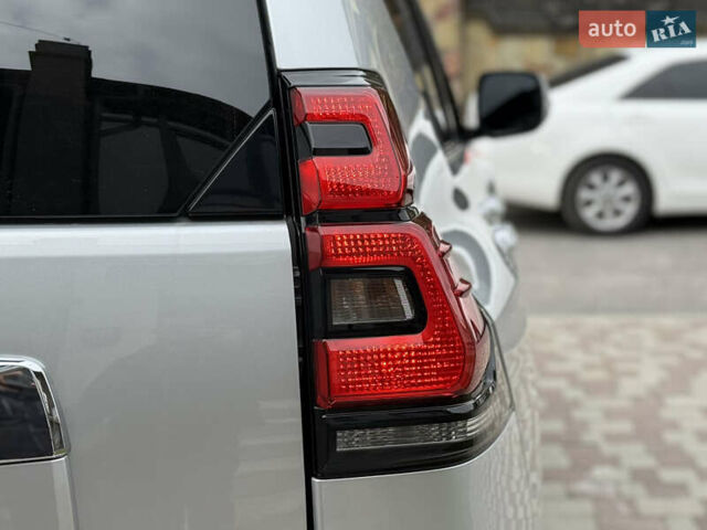 Тойота Ленд Крузер Прадо 2018 в Тернополе на Automoto.ua Тойота Ленд Крузер Прадо, объемом двигателя 2.8 л и пробегом 250 тыс. км за 35300 $, фото 55 на Automoto.ua