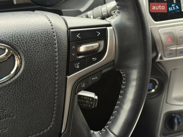 Тойота Ленд Крузер Прадо 2018 в Тернополе на Automoto.ua Тойота Ленд Крузер Прадо, объемом двигателя 2.8 л и пробегом 250 тыс. км за 35300 $, фото 43 на Automoto.ua