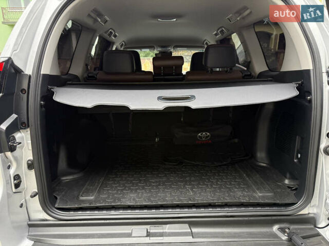 Тойота Ленд Крузер Прадо 2018 в Тернополе на Automoto.ua Тойота Ленд Крузер Прадо, объемом двигателя 2.8 л и пробегом 250 тыс. км за 35300 $, фото 49 на Automoto.ua