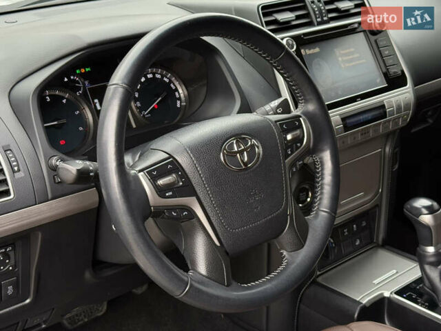 Тойота Ленд Крузер Прадо 2018 в Тернополе на Automoto.ua Тойота Ленд Крузер Прадо, объемом двигателя 2.8 л и пробегом 250 тыс. км за 35300 $, фото 87 на Automoto.ua