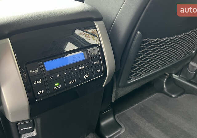 Тойота Ленд Крузер Прадо 2018 в Тернополе на Automoto.ua Тойота Ленд Крузер Прадо, объемом двигателя 2.8 л и пробегом 250 тыс. км за 35300 $, фото 35 на Automoto.ua