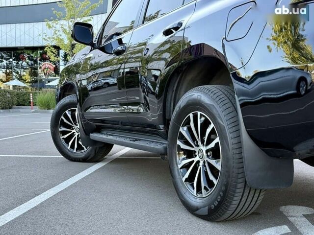 Тойота Ленд Крузер Прадо 2018 в Киеве на Automoto.ua Тойота Ленд Крузер Прадо, объемом двигателя 2.8 л и пробегом 190 тыс. км за 35999 $, фото 10 на Automoto.ua