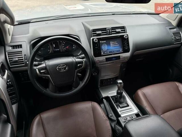 Тойота Ленд Крузер Прадо 2018 в Тернополе на Automoto.ua Тойота Ленд Крузер Прадо, объемом двигателя 2.8 л и пробегом 250 тыс. км за 35300 $, фото 107 на Automoto.ua