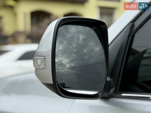 Тойота Ленд Крузер Прадо 2018 в Тернополе на Automoto.ua Тойота Ленд Крузер Прадо, объемом двигателя 2.8 л и пробегом 250 тыс. км за 35300 $, фото 68 на Automoto.ua