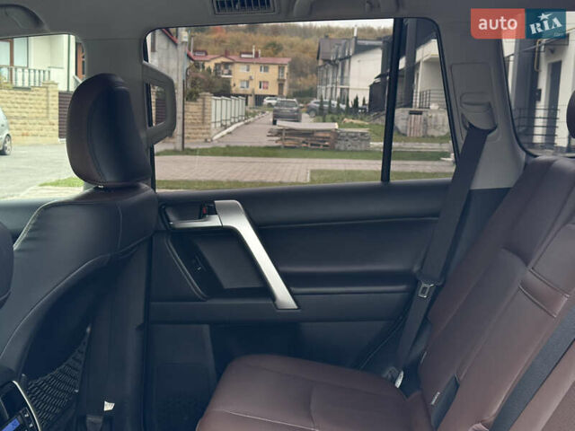 Тойота Ленд Крузер Прадо 2018 в Тернополе на Automoto.ua Тойота Ленд Крузер Прадо, объемом двигателя 2.8 л и пробегом 250 тыс. км за 35300 $, фото 80 на Automoto.ua