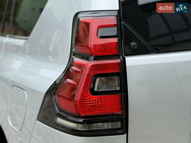 Тойота Ленд Крузер Прадо 2018 в Тернополе на Automoto.ua Тойота Ленд Крузер Прадо, объемом двигателя 2.8 л и пробегом 250 тыс. км за 35300 $, фото 60 на Automoto.ua