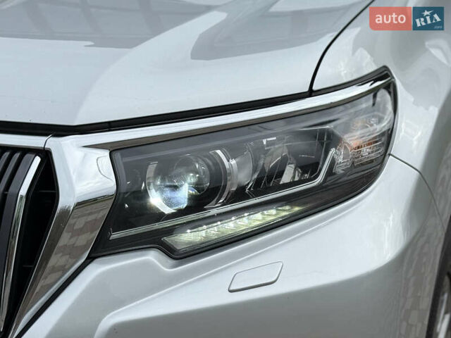 Тойота Ленд Крузер Прадо 2018 в Тернополе на Automoto.ua Тойота Ленд Крузер Прадо, объемом двигателя 2.8 л и пробегом 250 тыс. км за 35300 $, фото 74 на Automoto.ua