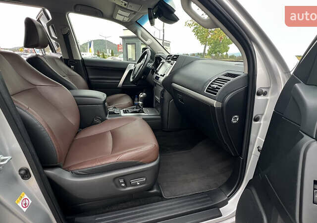 Тойота Ленд Крузер Прадо 2018 в Тернополе на Automoto.ua Тойота Ленд Крузер Прадо, объемом двигателя 2.8 л и пробегом 250 тыс. км за 35300 $, фото 12 на Automoto.ua