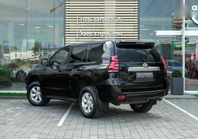 Тойота Ленд Крузер Прадо, объемом двигателя 0 л и пробегом 114 тыс. км за 33667 $, фото 1 на Automoto.ua