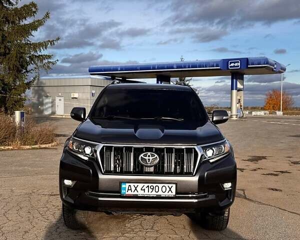 Тойота Ленд Крузер Прадо, объемом двигателя 2.8 л и пробегом 159 тыс. км за 35500 $, фото 5 на Automoto.ua