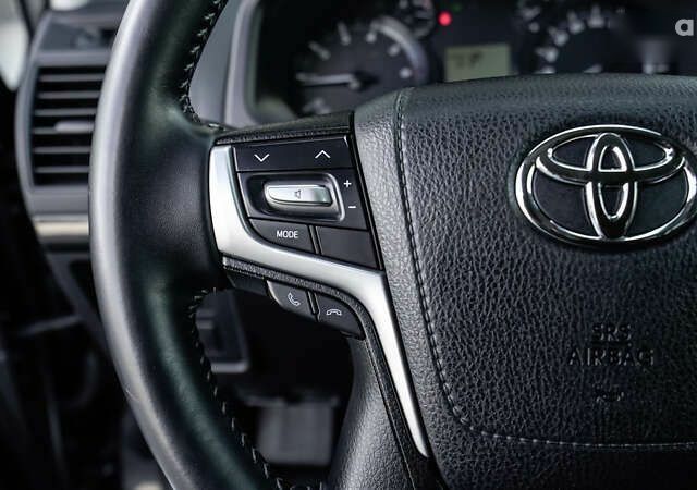 Тойота Ленд Крузер Прадо, объемом двигателя 0 л и пробегом 114 тыс. км за 33667 $, фото 16 на Automoto.ua