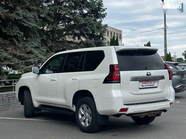 Тойота Ленд Крузер Прадо, объемом двигателя 0 л и пробегом 72 тыс. км за 37999 $, фото 3 на Automoto.ua