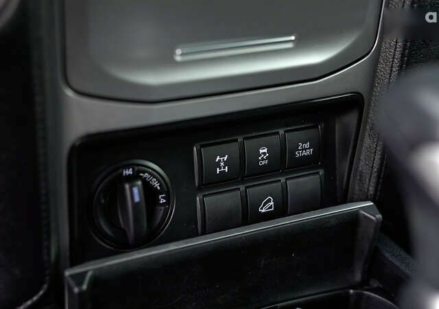 Тойота Ленд Крузер Прадо, объемом двигателя 0 л и пробегом 114 тыс. км за 33667 $, фото 25 на Automoto.ua