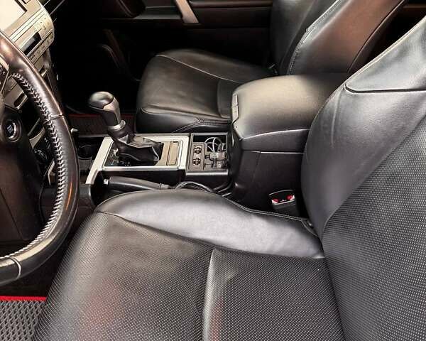 Тойота Ленд Крузер Прадо, объемом двигателя 2.8 л и пробегом 159 тыс. км за 35500 $, фото 12 на Automoto.ua