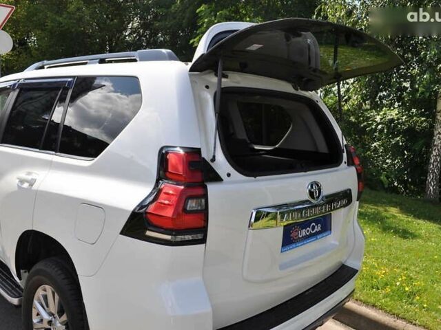 Тойота Ленд Крузер Прадо, объемом двигателя 0 л и пробегом 83 тыс. км за 42000 $, фото 25 на Automoto.ua